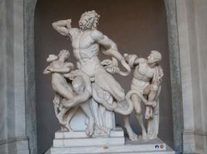 Laocoon getting attacked by serpents.