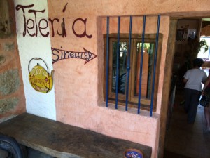 After lunch, Profesora Levin surprised us by taking us through the windy roads of town into the Teteria (tea house) for hands-down the best tea experience ever.  Fresh brewed tea along with a little pastry, great company, and flowers outlining the outdoor patio!
