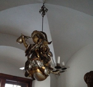 The famous witch motif.
