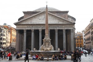 Pantheon_and_Fontana_del_Pantheon