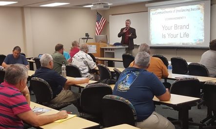 Scott Huetteman discusses “The 14 Commandments of Freelancing Success” during the UAS Student Meetup in December.