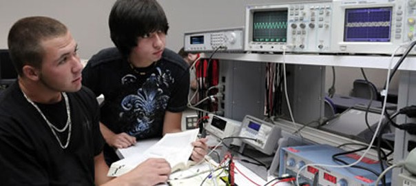 Students at lab bench