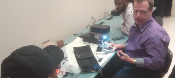 Cell Phone Repair Pic for Article